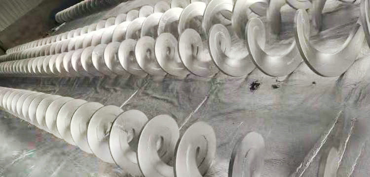 無軸螺旋輸送機